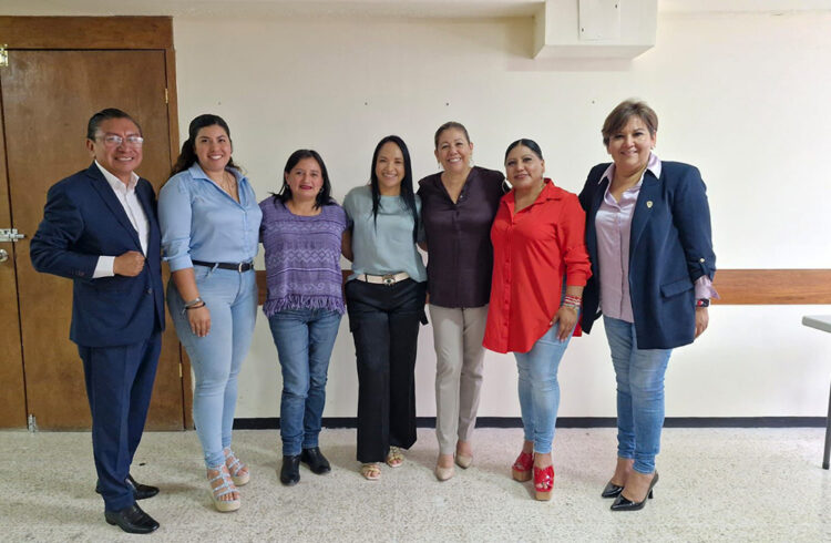 Consensos y cercanía con la gente, prioridad para José Luis Figueroa