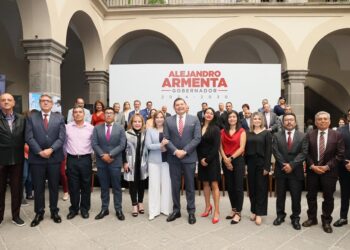 El gabinete debe comprometerse a trabajar con responsabilidad y amor por Puebla: Armenta