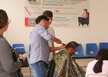 Llevan jornada de salud y belleza en Cañada Morelos