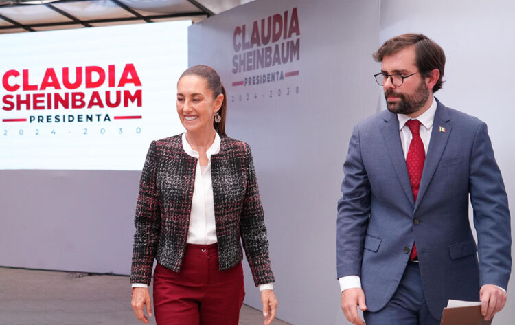 Presenta Claudia Sheinbaum a Alejandro Svarch Pérez como próximo titular del IMSS-Bienestar