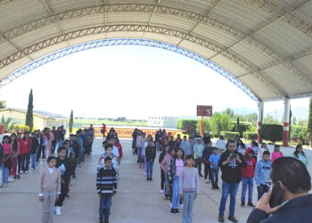 Realizan cursos a jóvenes de nuevo ingreso