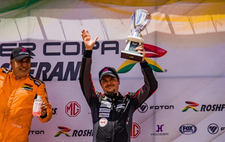 Arturo Bojorquez obtiene podio para Alpha Racing en la carrera 1 de GTM en Chihuahua