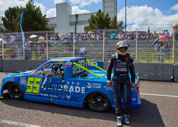 Alessandros Racing consigue podio y accede a la semifinal de NASCAR Challenge con dos autos