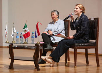 IBERO Puebla recibe Mérito Editorial Universitario por la UAEH