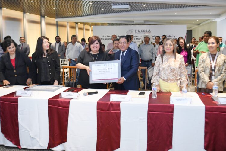 Logra gobierno de Puebla mejor salud pública municipal