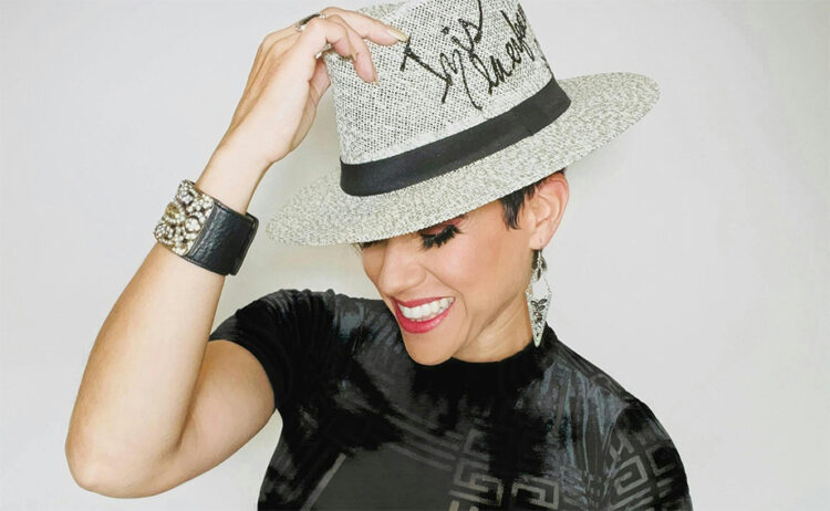 Izis “La Enfermera de la Salsa” se Presentará en El Maní Restaurant & Salsa Bar de Miami