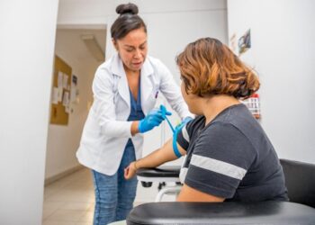 SMDIF Puebla invita a realizarse estudios médicos en su laboratorio certificado a nivel nacional