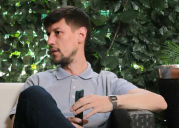 Paul Velázquez: El empresario que va más allá del escenario