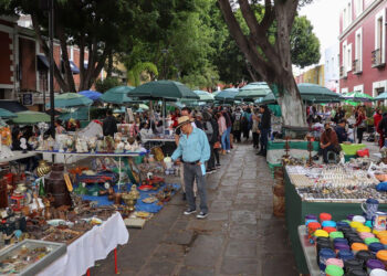 Los mercados temporales de Puebla Capital, una tradición para locales y turistas