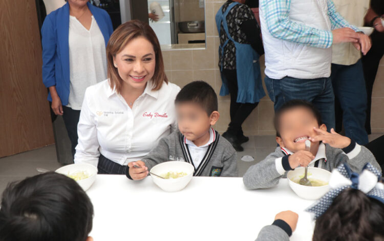 Inaugura Gaby Bonilla desayunador escolar en San Baltazar Campeche