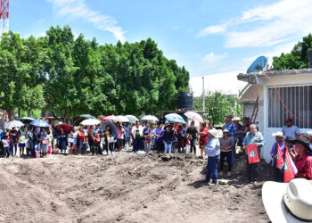 Inician construcción de clínica en Olomatlán