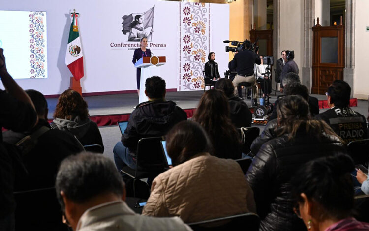 Presidenta Claudia Sheinbaum impulsa reformas para fortalecer PEMEX, CFE y trenes de pasajeros como empresas al servicio del pueblo de México