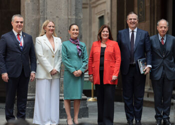 Presidenta Claudia Sheinbaum celebra inversión inicial de empresas estadounidenses en México por más de 20 mil mdd para 2025