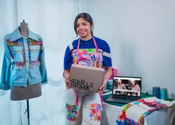 Emprendimiento femenino y tecnología: en Puebla las mujeres lideran el 51% de comercios en línea de Tiendanube