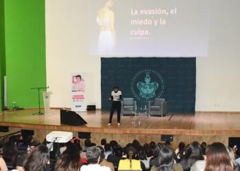 Las cifras oficiales no dicen que miles de mujeres ganan la batalla contra el cáncer: Patricia Reyes Spíndola
