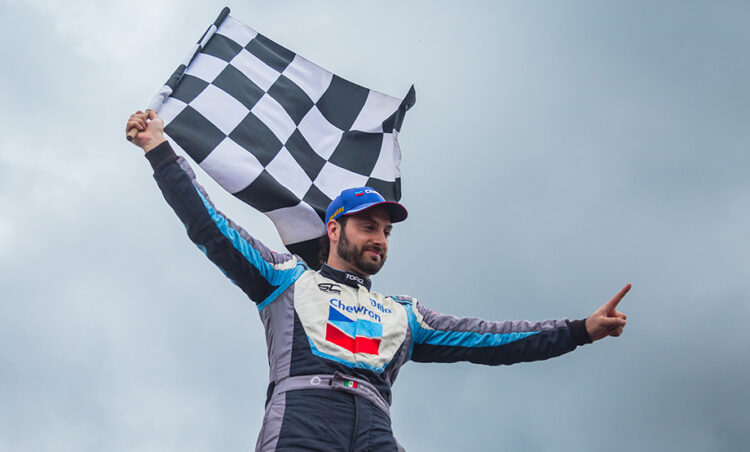 “Harry” Dueñas y el Chevron Delo Racing Team, ganan en Puebla y se meten a la lucha por el título 2024