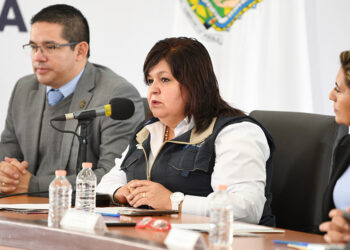 Atiende sector salud a dos hospitalizados por COVID-19