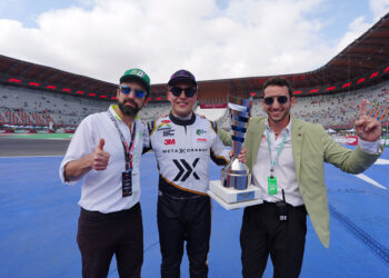 Jorge De la Parra se impone en una espectacular carrera de la GTM de Súper Copa Roshfrans