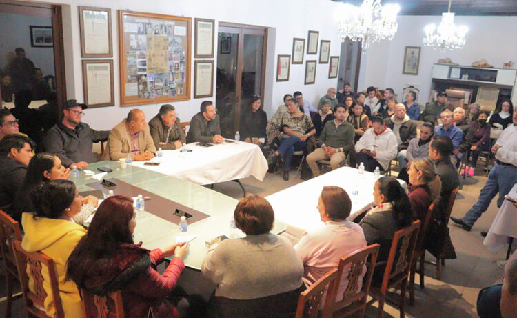 Se reúne Tonantzin Fernández con presidentes de fraccionamientos de Zerezotla