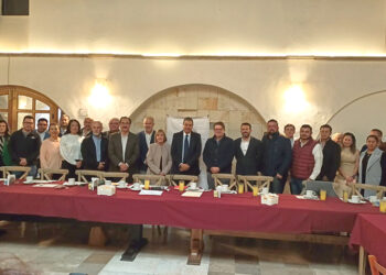 Respaldo y compromisos bilaterales ofrecen empresarios al gobierno de Tonantzin Fernández