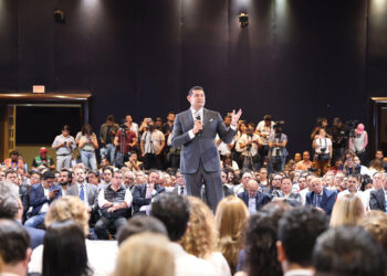 Honrar la confianza de las y los poblanos, un compromiso de gobierno: Armenta