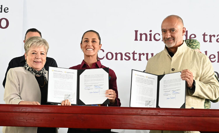 Presidenta Claudia Sheinbaum encabeza banderazo a trabajos preliminares del Tren México-Querétaro