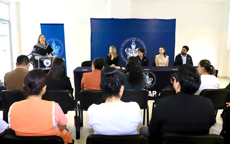 Entrega Turismo Distintivo “H” al comedor del Círculo Infantil de la BUAP