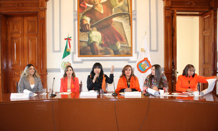 Imparten taller a regidurías del Ayuntamiento de Puebla en materia de derecho a una vida libre de violencia