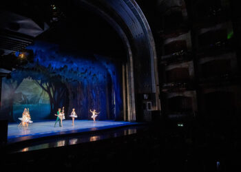 El lago de los cisnes, ícono de la danza clásica, triunfa en el Palacio Bellas Artes