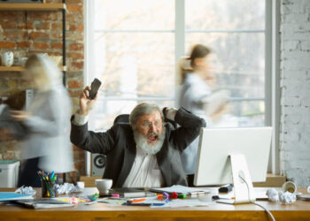 Crisis de salud mental provoca pérdida de 12,000 millones de días cada año para empresas