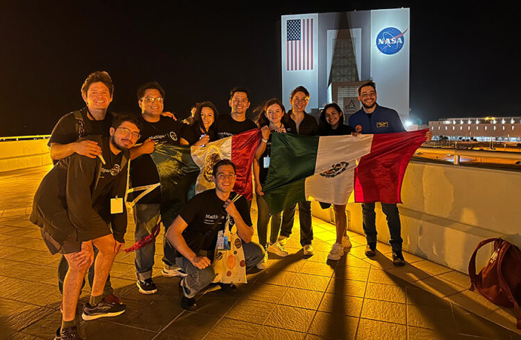 Lanza con éxito Space-X experimento mexicano “MCB-1” a la Estación Espacial Internacional