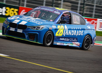 Alessandros Racing gana e impone récord en la TC2000