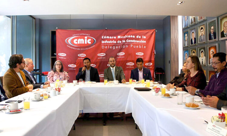 El apoyo crediticio es crucial para la construcción: Vargas Constantini
