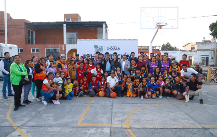 Rehabilita Gobierno de Cholula las canchas de San Diego Cuachayotla