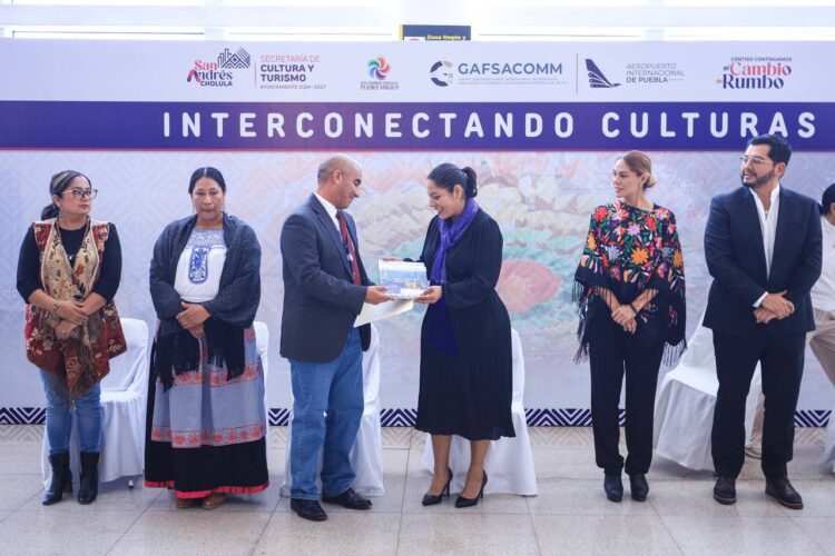San Andrés Cholula brilla en el Aeropuerto Internacional de Puebla con su riqueza cultural