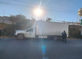 La SSCYPC de Cuautlancingo aseguró una camioneta en aparente abandono y una motocicleta con reporte de robo
