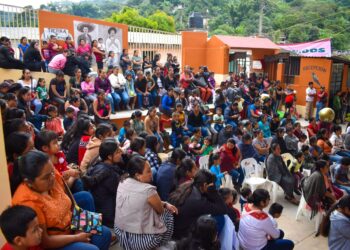 Mejoran la primaria “Niños Héroes” de Huitzilan