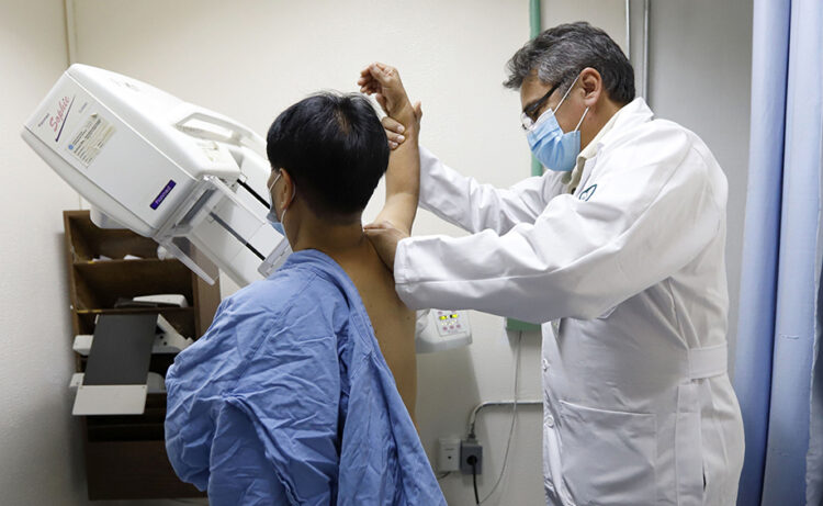 Prepara IMSS nuevo convenio para brindar atención integral del cáncer de mama y leucemia aguda infantil