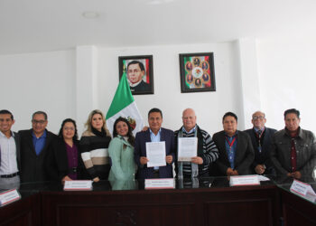 Firmaron convenio de colaboración Coronango e ICATEP