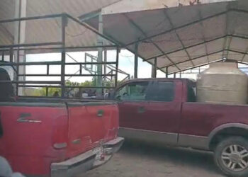 Denuncian sesgada entrega de apoyos de Morena en Tecomatlán