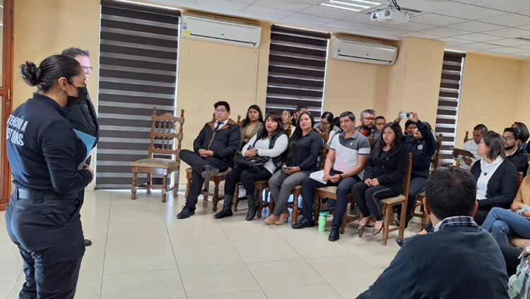 Empleados de la SSCYPC de Cuautlancingo reciben la plática «Espíritu de Cuerpo»