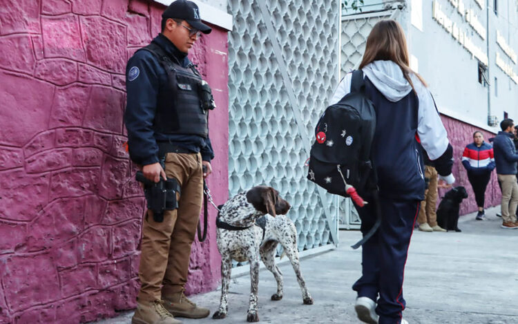 Continúa operativo de Estrategia de Seguridad y Movilidad en planteles educativos
