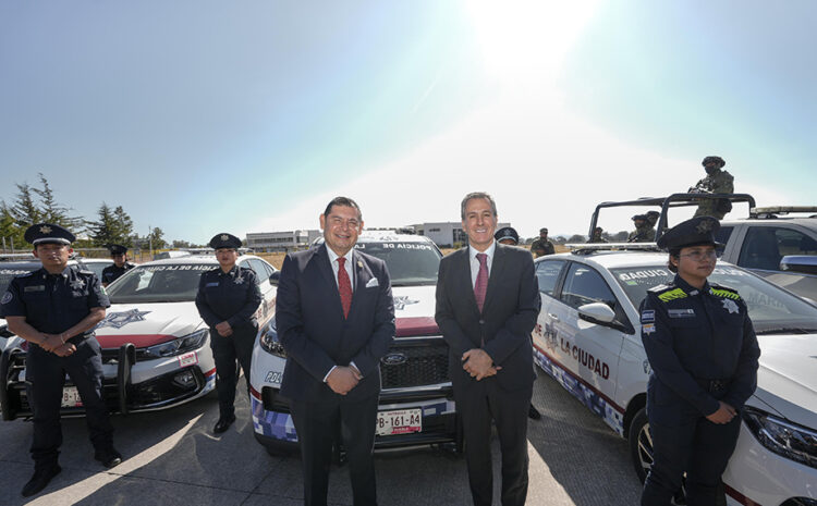 Presentan a Armenta y a Chedraui, patrullas que se integrarán a la SSC del Gobierno de la Ciudad