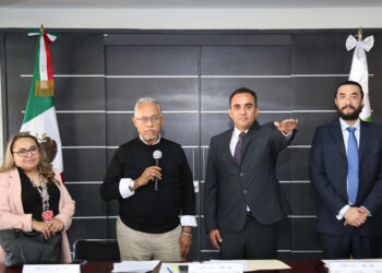 Rinde protesta nuevo rector de la Universidad Tecnológica de Izúcar de Matamoros