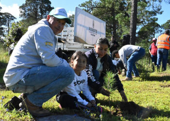 Granjas Carroll impulsa la conservación y reforestación en el Valle de Perote