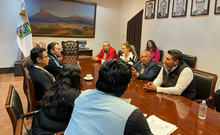 Atiende SEGOB a representantes del Consejo de Veterinarios de Puebla