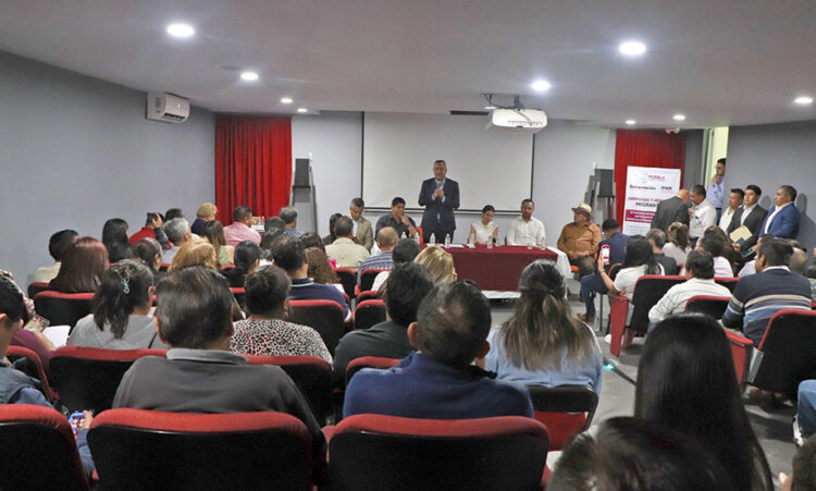 En Cuautlancingo daremos todo el apoyo a nuestros hermanos migrantes y a sus familias: Omar Muñoz