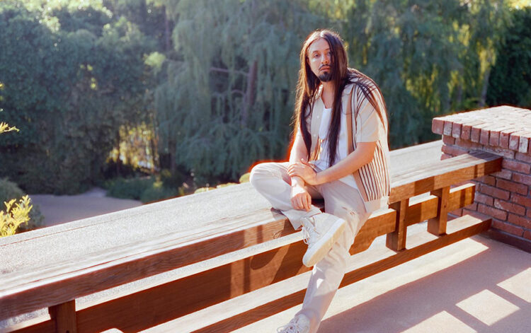 Louie Rubio le canta a las relaciones intermitentes en ‘Again’ en tono de indie pop y funk