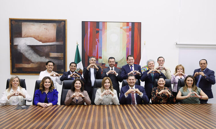 Empresarios socialmente responsables se suman al Patronato SEDIF