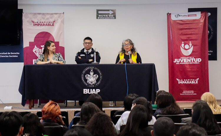 IJMP y Policía Cibernética de Puebla imparten conferencia sobre prevención de delitos digitales